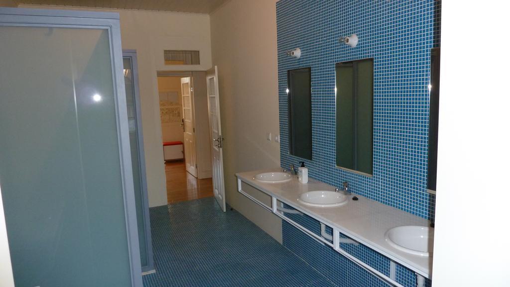 Santiago 31 Hostel Guimarães Екстериор снимка